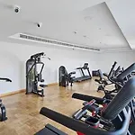 Stunning 2 Bed Apt In Al Warqa