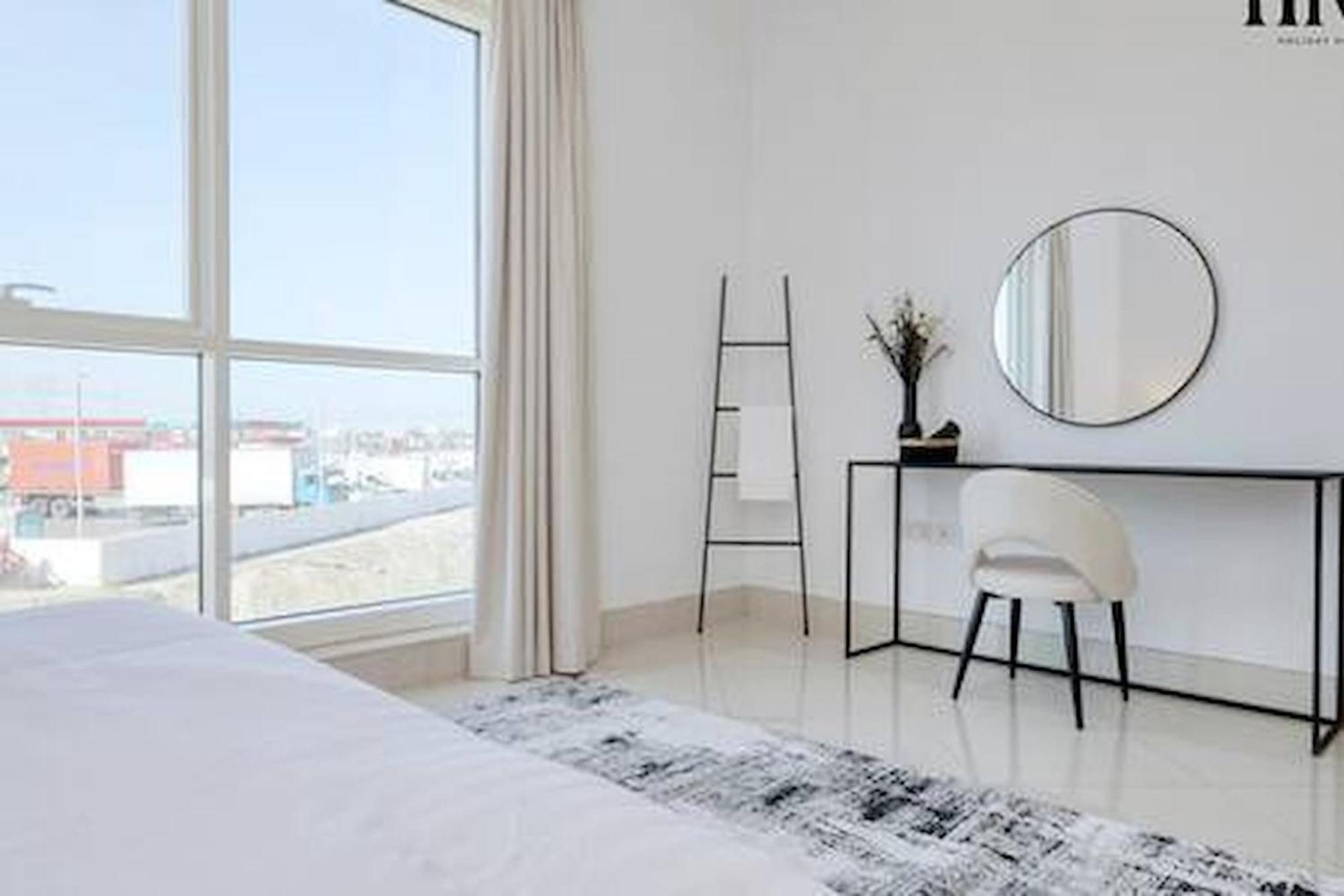 Apartment Stunning 2 Bed In Al Warqa Dubai